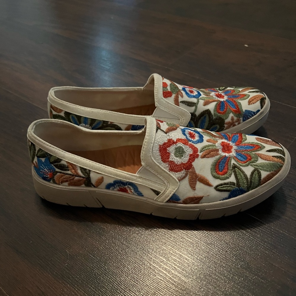 Baretrap flats